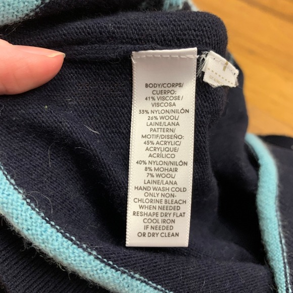 Loft Floral Crew Neck Long Sleeve Sweater Women's Size M Navy Blue‎ Wool Mohair - Picture 5 of 6